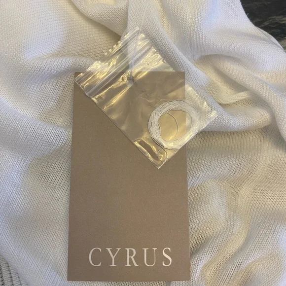 white Cyrus cardigan - Picture 5 of 6